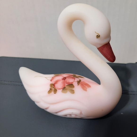 Fenton Glass Satin Rosalene Pink Swan Figurine Hand Painted Artist Signed - Picture 1 of 16